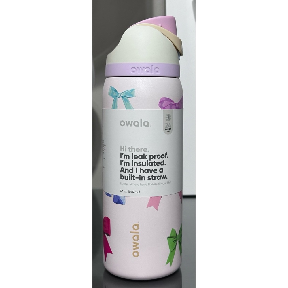 OWALA 32oz FreeSip Water Bottle,‎ GIRLHOOD BOWS